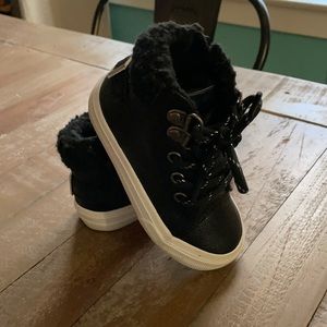 Toddler sneakers